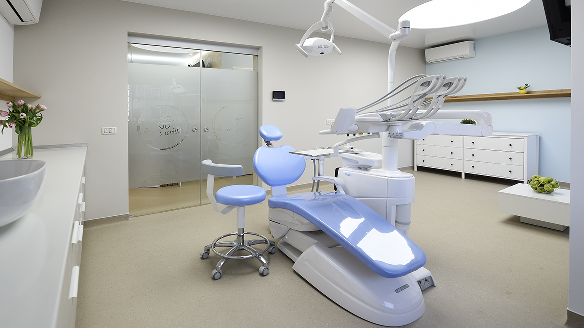 Ultra Smile Cabinet Stomatologic
